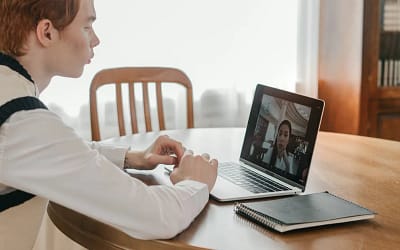 Online Therapy vs In-Person Therapy in California: Which Is Better for Anxiety or Relationship Stress?