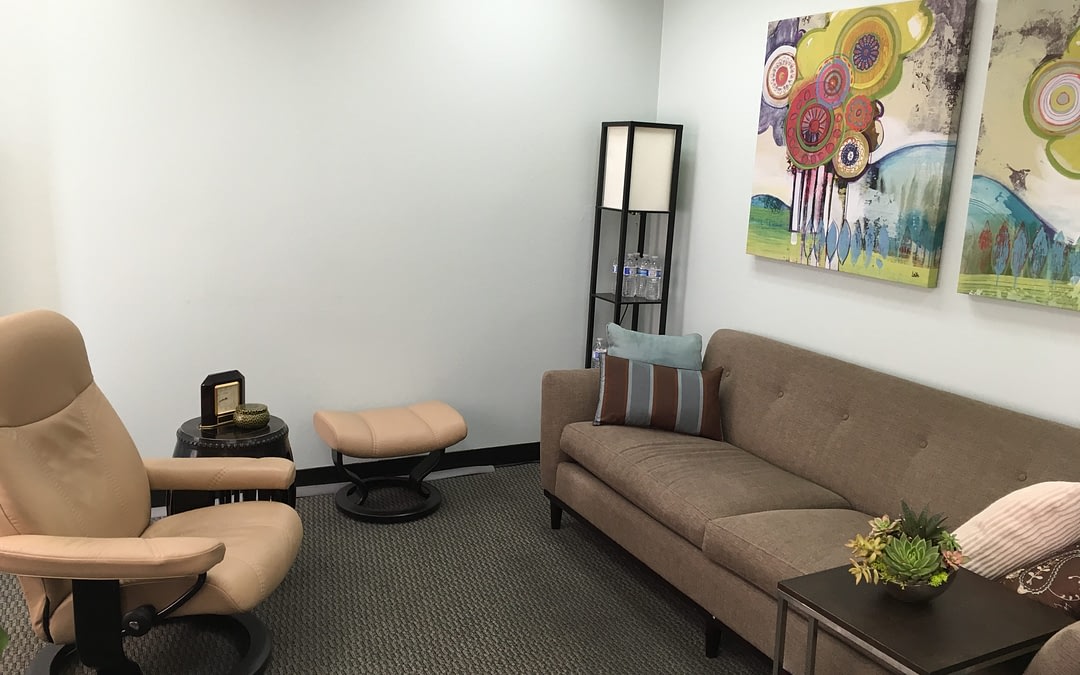 (pre) Licensed Psychotherapist